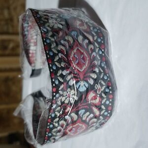 Beautiful headband. New!